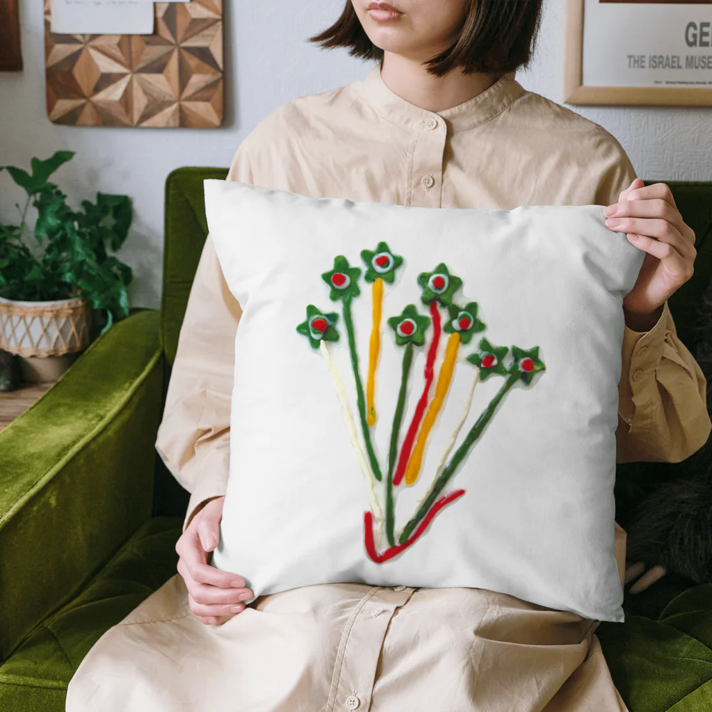 こどもと私の絵や粘土の花瓶に入った星の花 Cushion