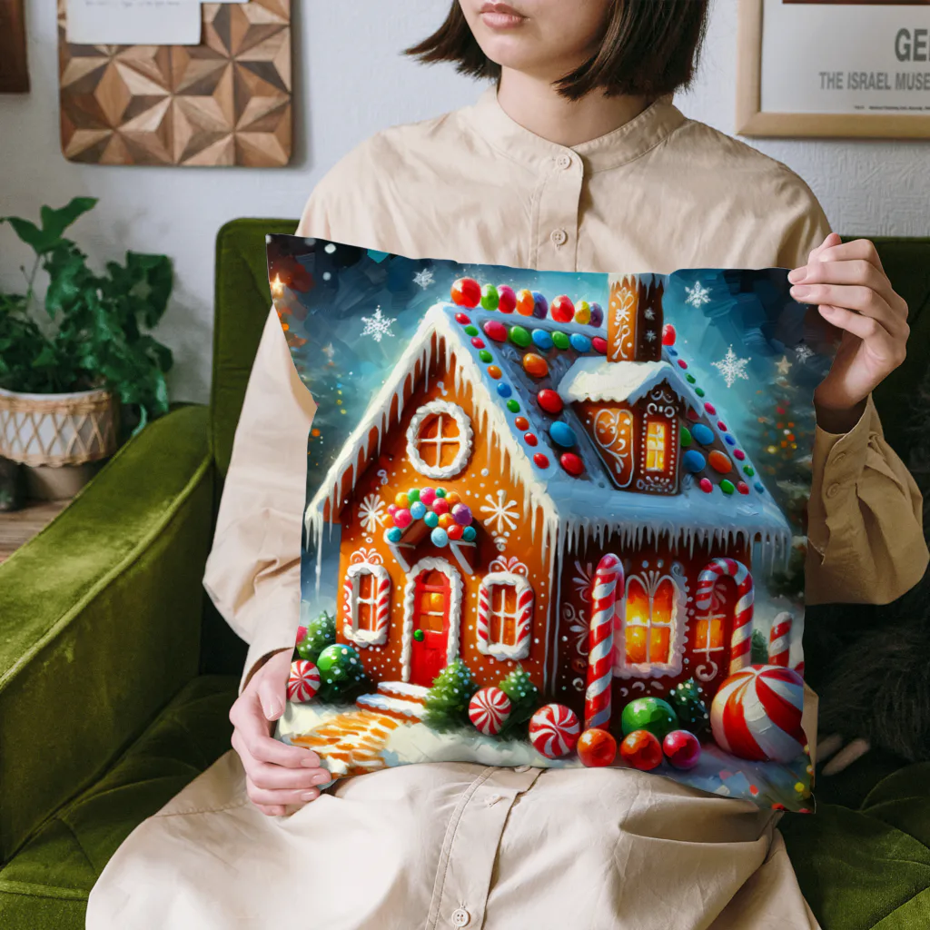 Chee & MarkusのChristmas Candy House Cushion