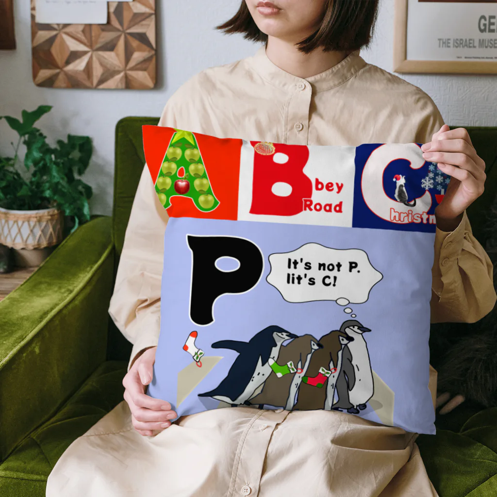 月夜のタツノオトシゴのAbbey Road Christmas Cushion