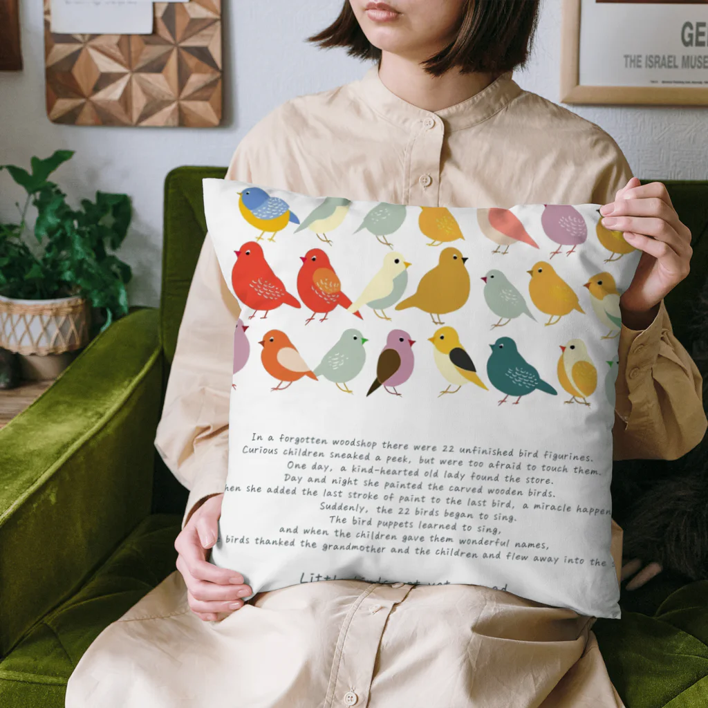 鳥救うSUZURIの『まだなまえのないことりたち』【寄付付き商品】 Cushion