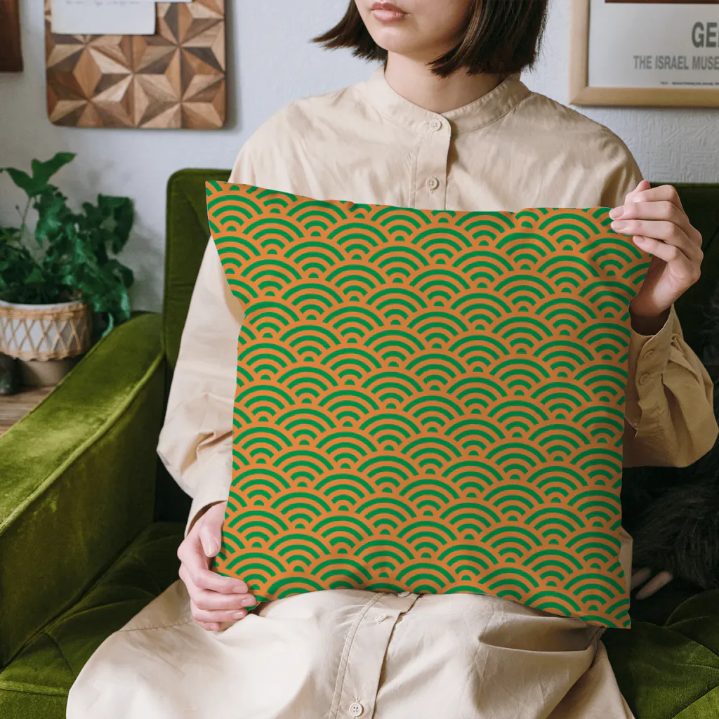 Musashi和柄Shop 【Japanese pattern】の青海波クッション Cushion