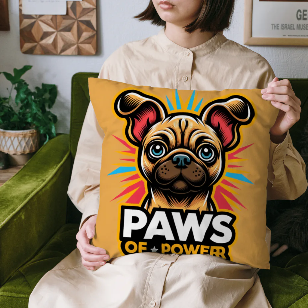 Urban pawsのパグチワワ「Paws of Power」 クッション