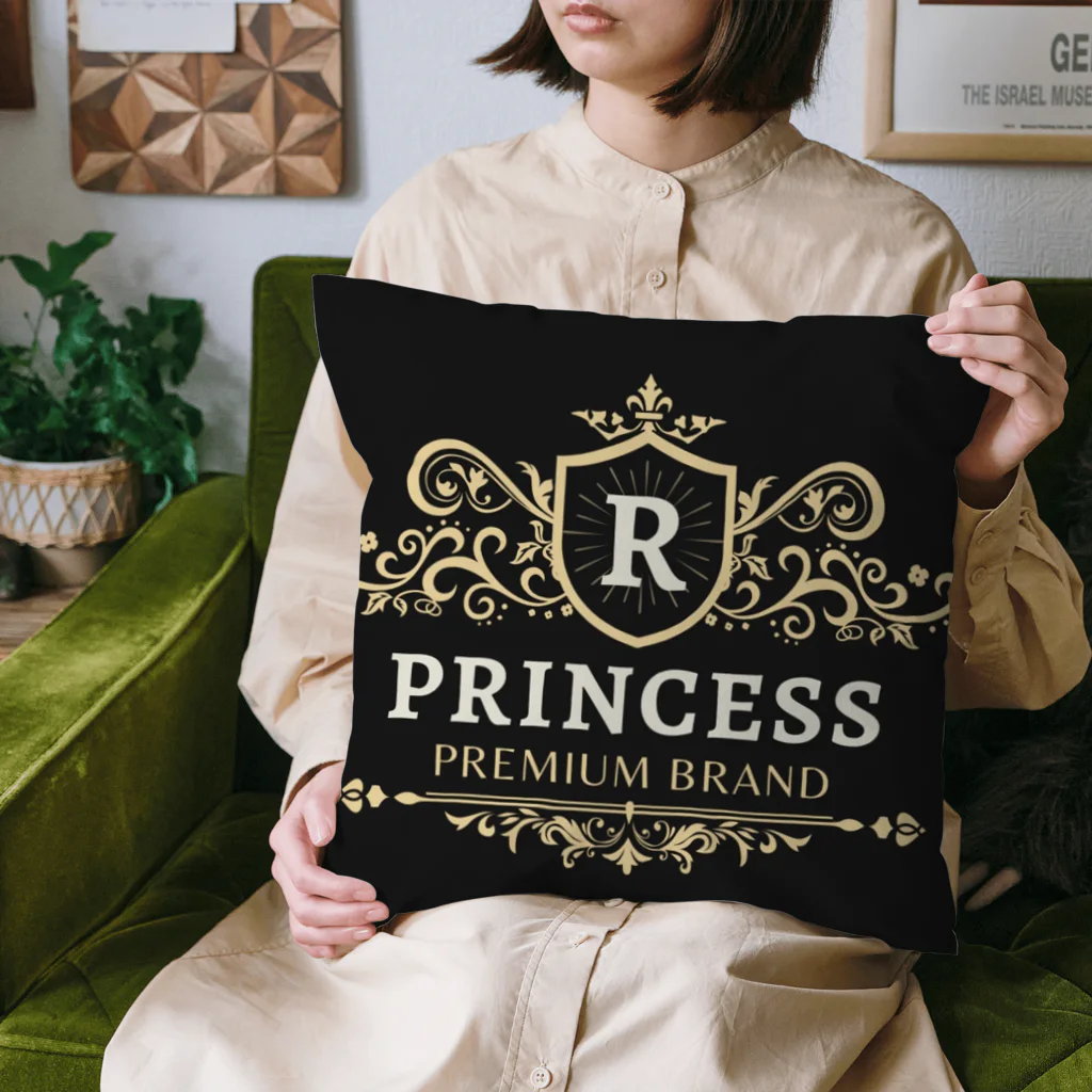 ROYAL Princessのゴージャスロゴブランド Cushion