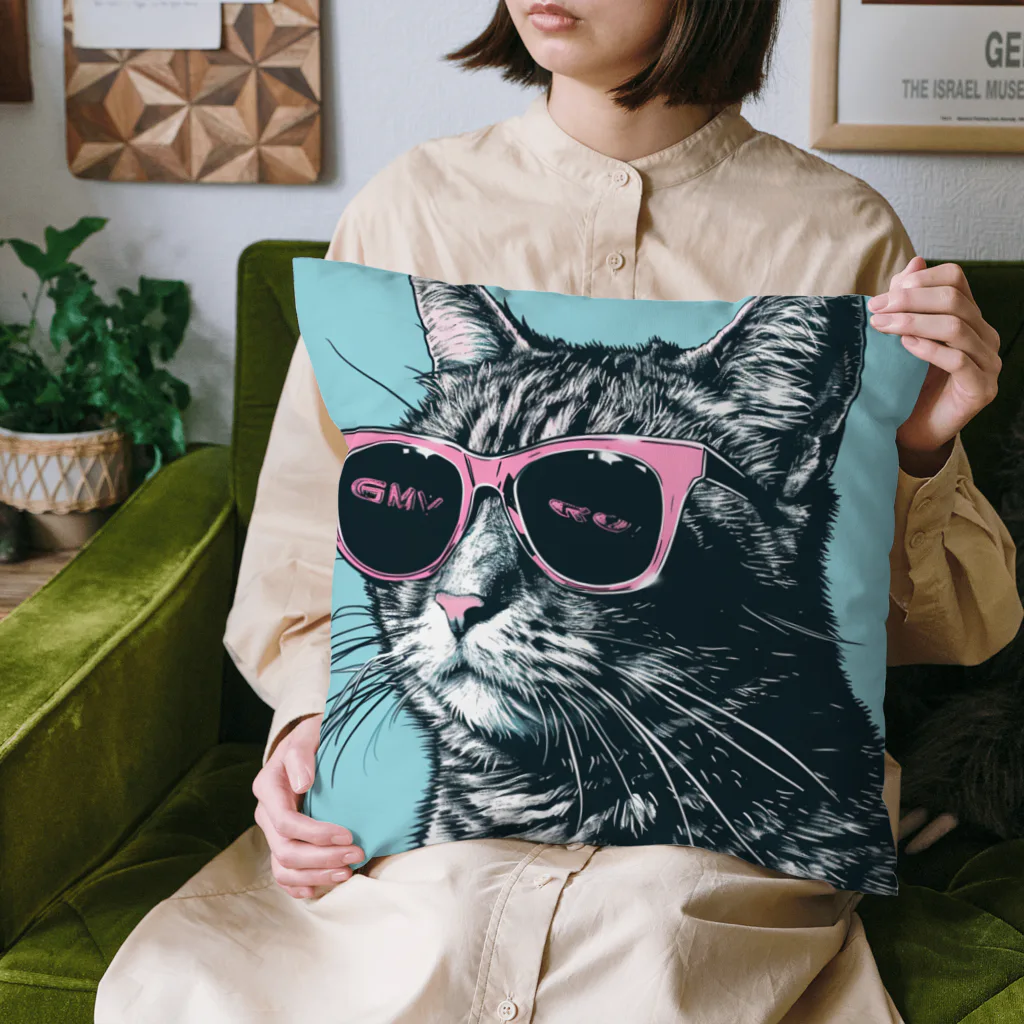 Feelin Shades Studioのクールキャットの休日 Cushion