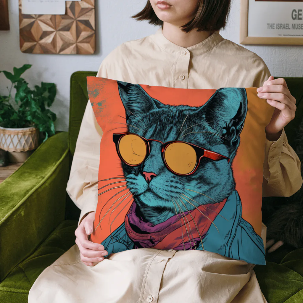 Feelin Shades Studioのアーバン・エクスプローラー・キャット Cushion