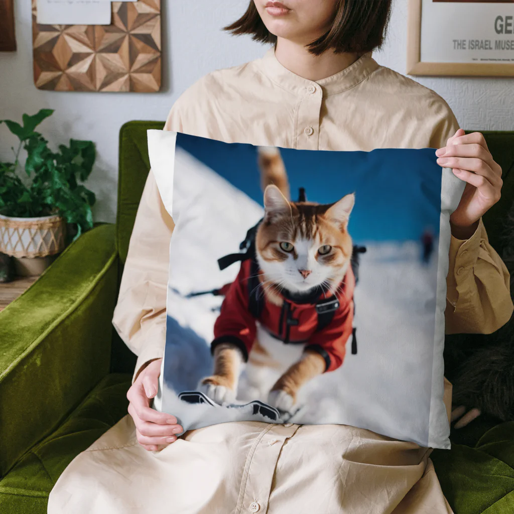 GoldCatの雪猫 Cushion