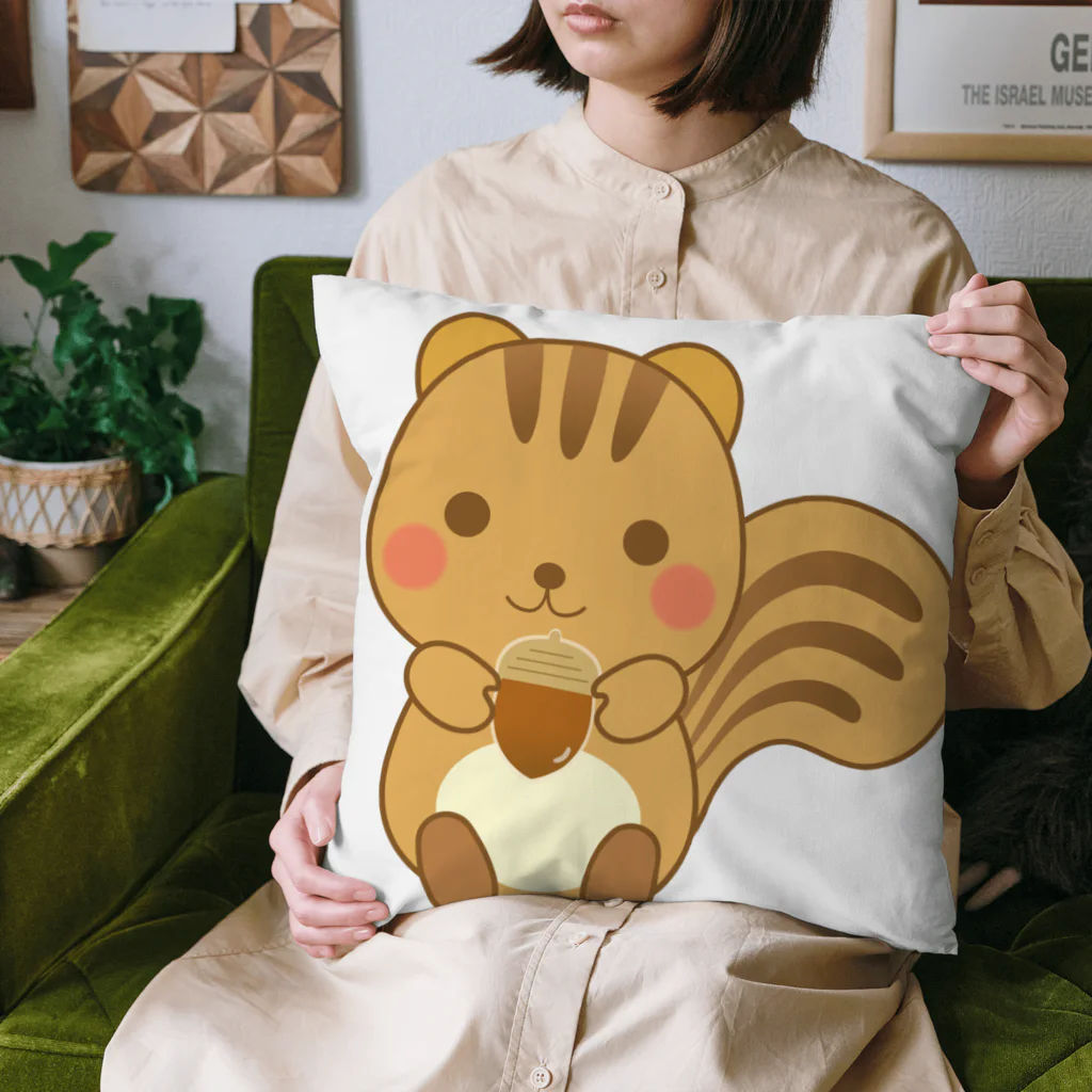 pandamamのどんぐりどうぞのりすさん Cushion