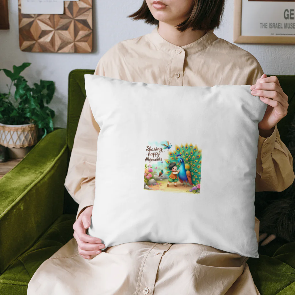 J-Peacockのイメージディスクリプション Cushion