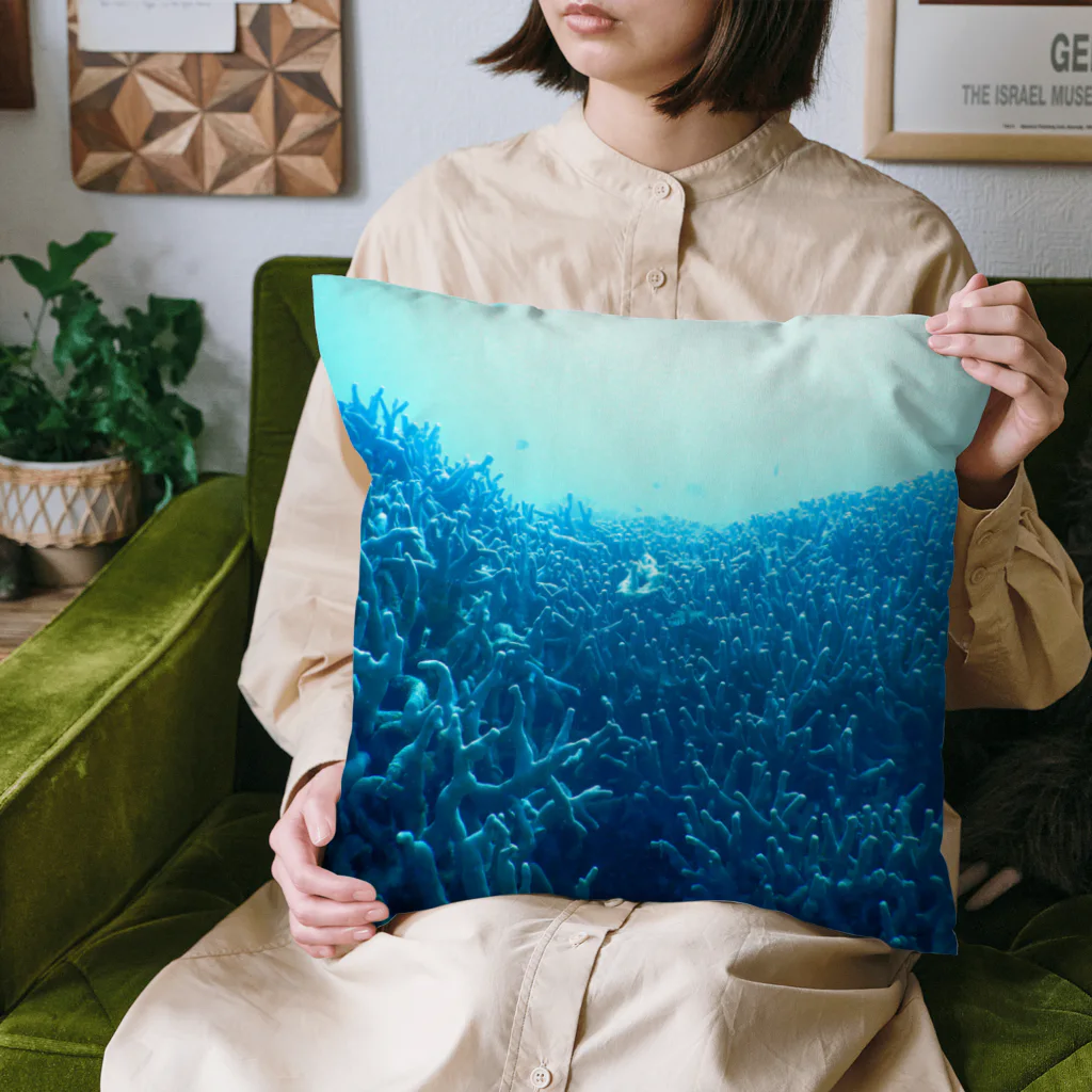 umin0nakaの青い珊瑚礁 Cushion