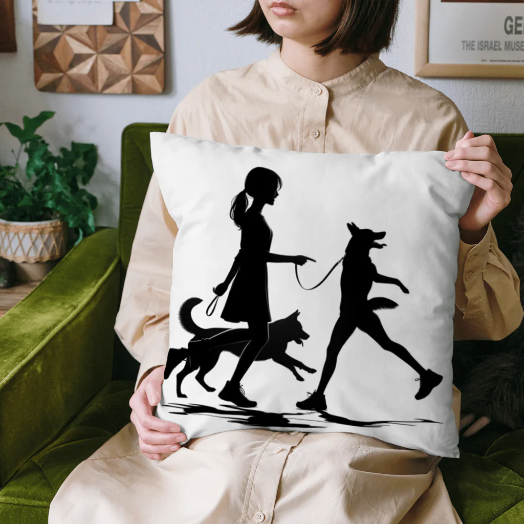 AI間違い探しの犬を散歩する女の子のシルエット Cushion