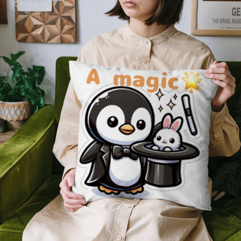 tsukino-utenaのおめかしPenguin、魔法使いになる。 Cushion