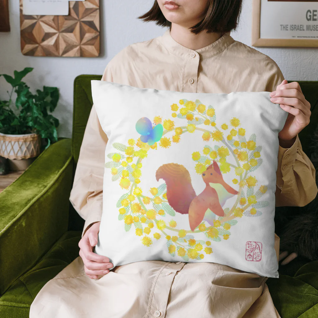 月の隠れ家のミモザリース Cushion