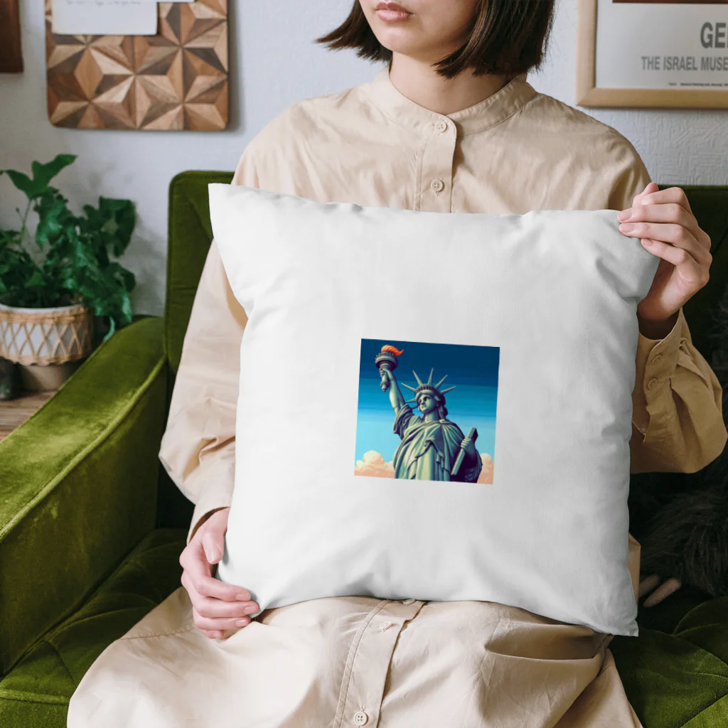 Pixel Art Goodsの自由の女神像（pixel art） Cushion