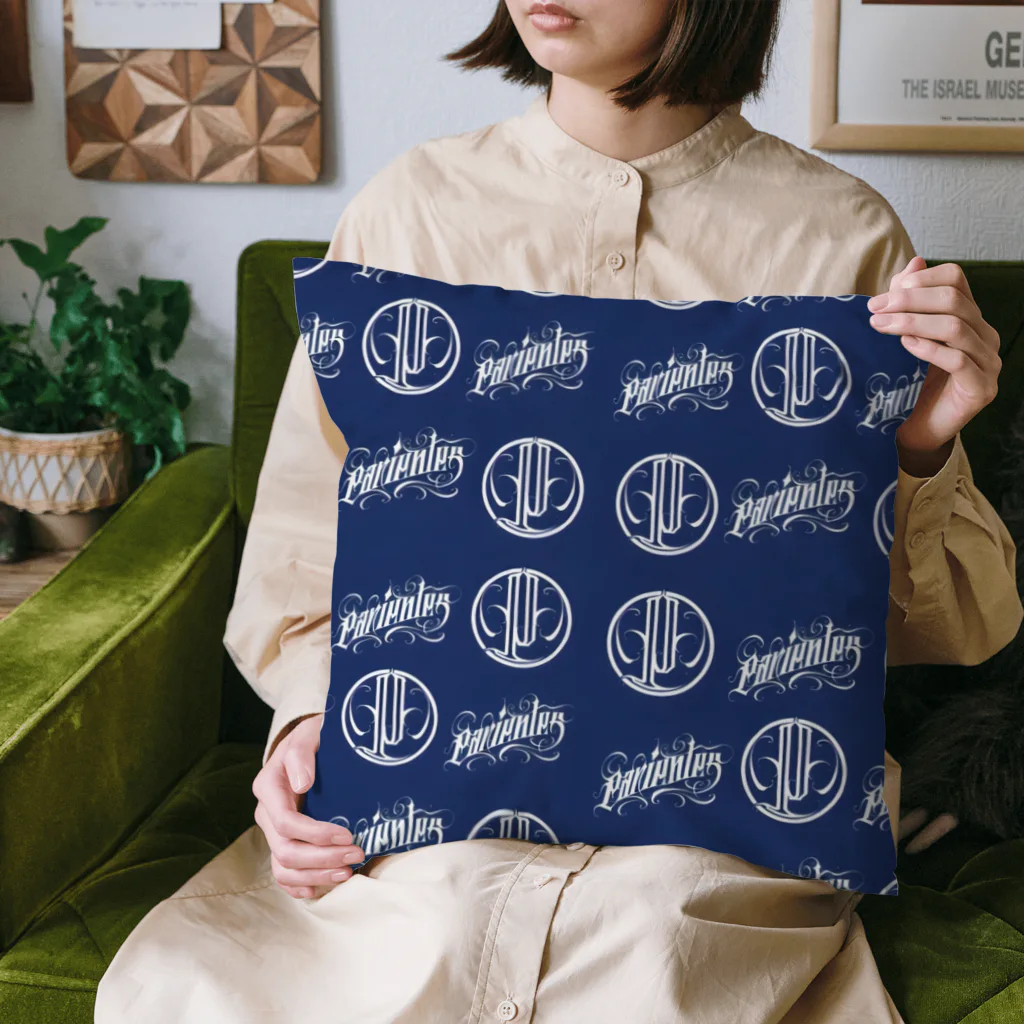 PARIENTES clothingのChaos Cushion