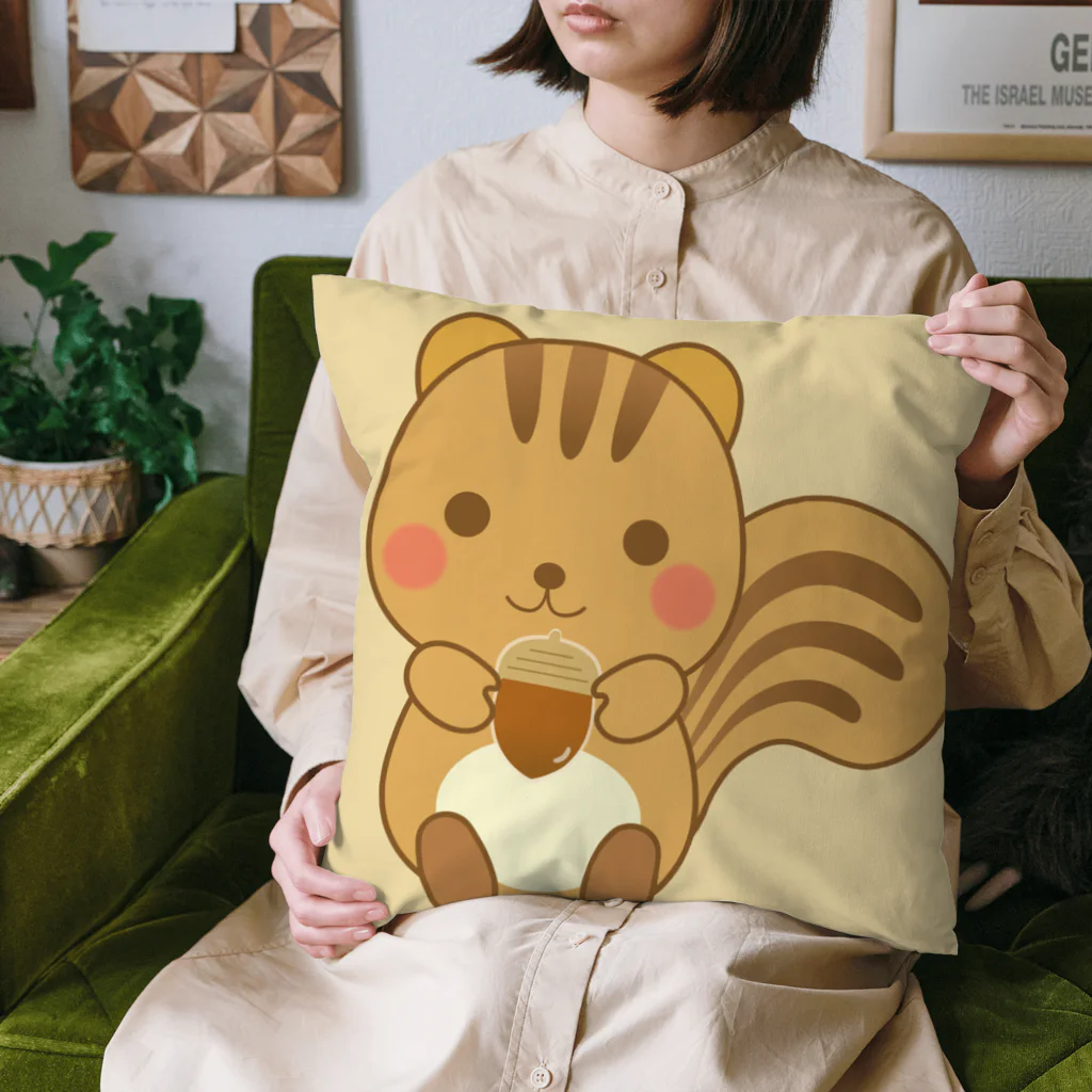 pandamamのかわいいりすさんのクッション（ベージュ） Cushion