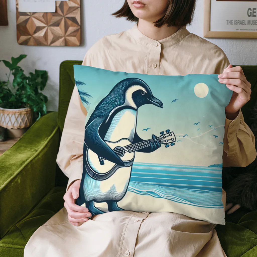 Green__teaのPenguinとウクレレ Cushion