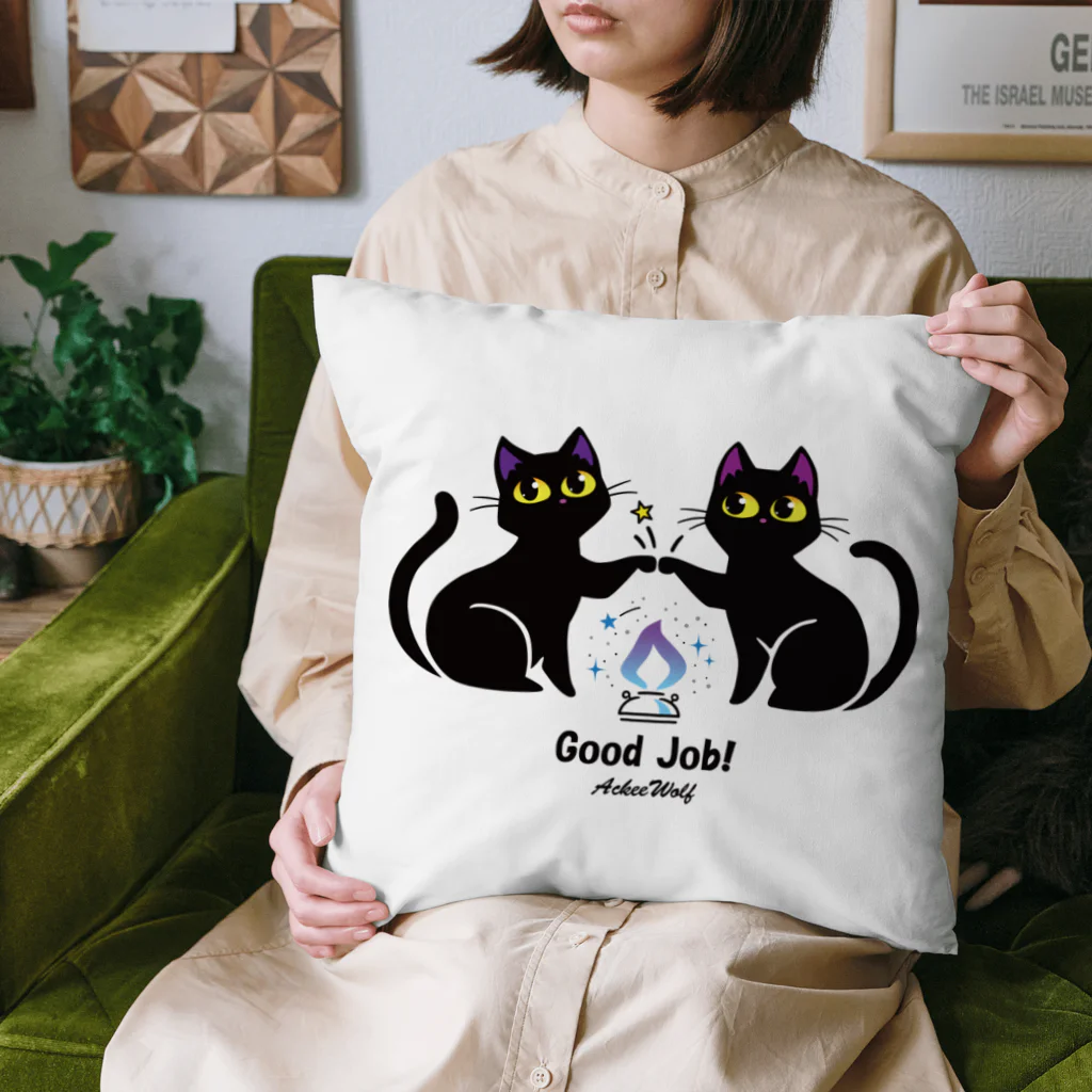 AckeeWolf Art ShopのGood Job! Cushion