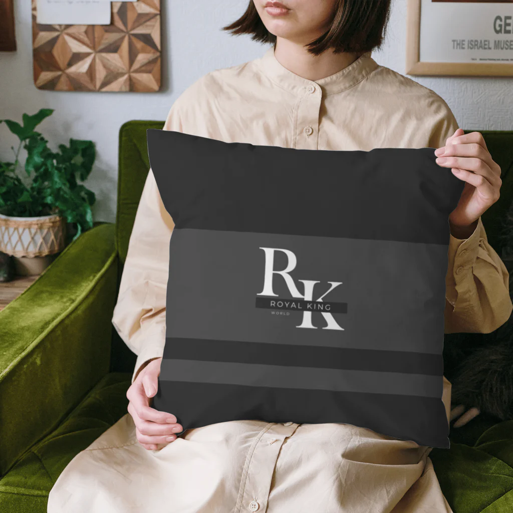 ROYAL PrincessのダンディーRK Cushion