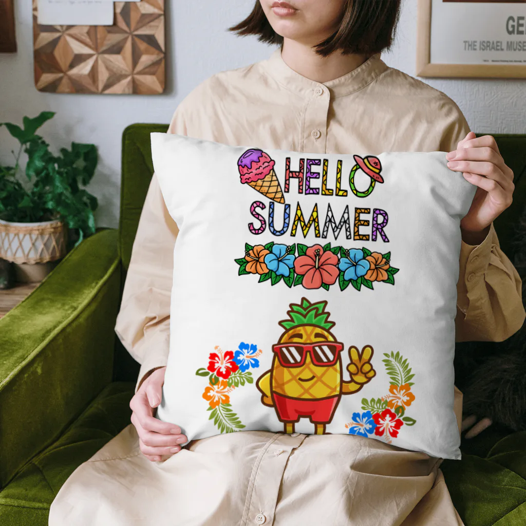 ivybloonの夏シリーズ　パイナップルおじさん Cushion