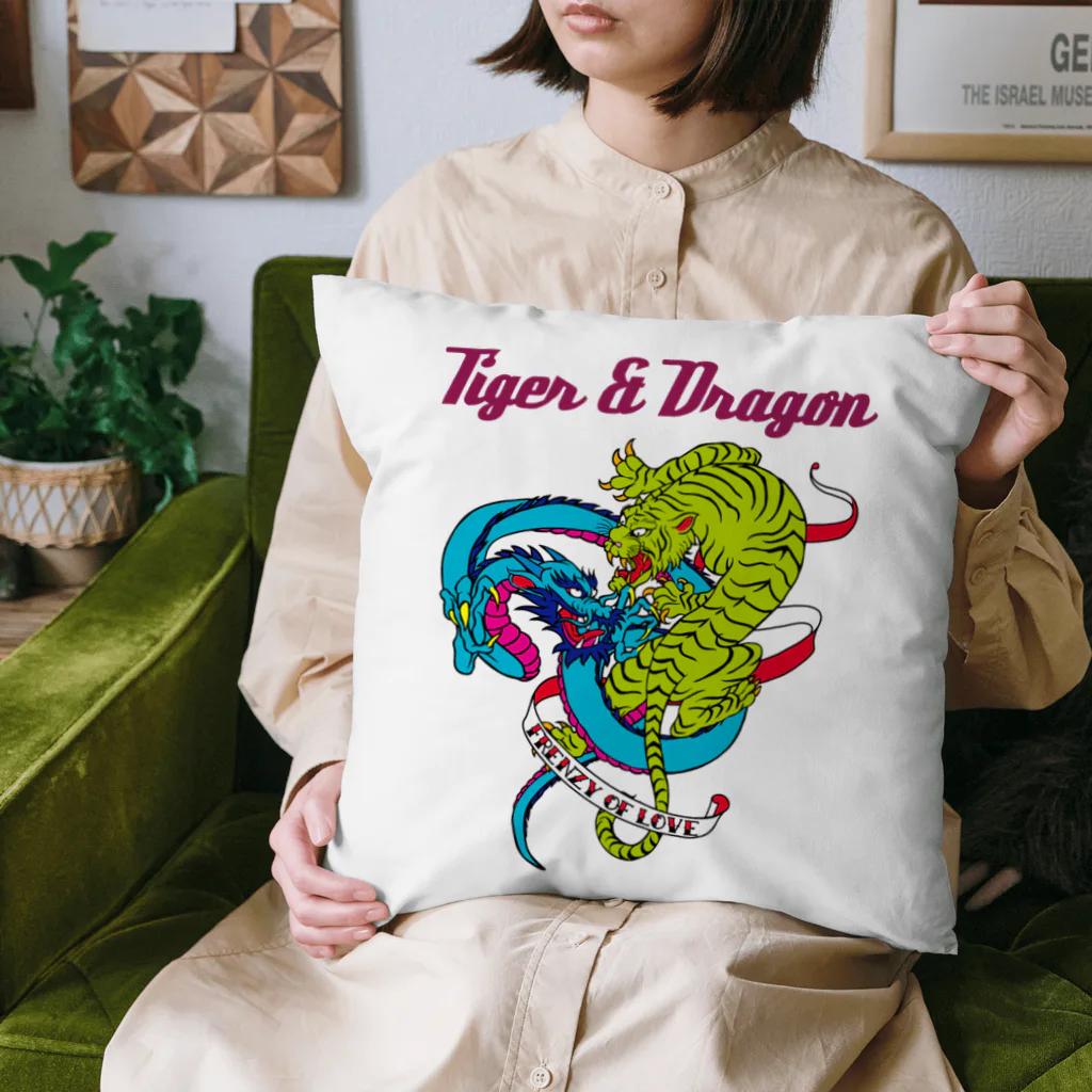 JOKERS FACTORYのTIGER ＆ DRAGON Cushion