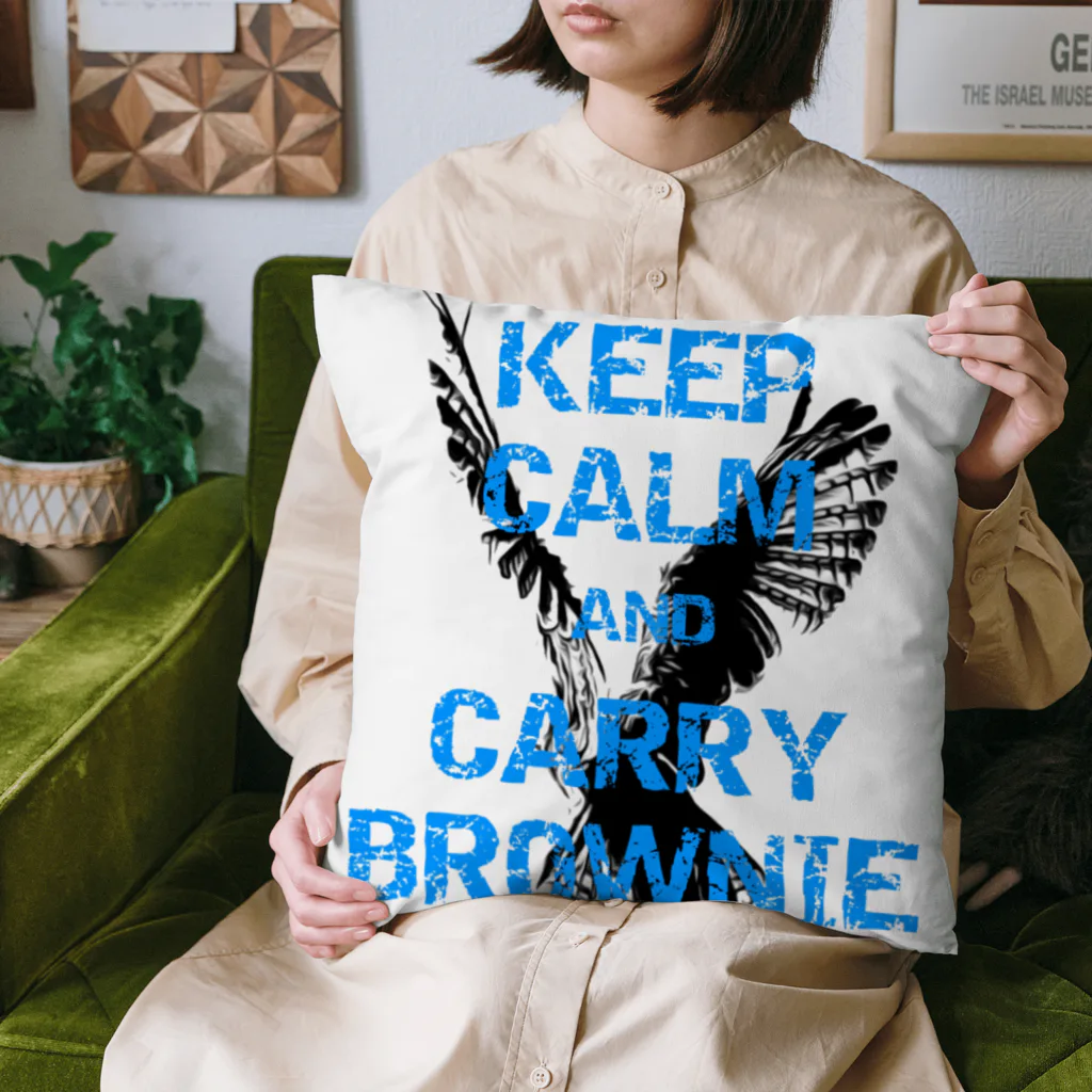 座敷ふくろうのKEEP CALM AND CARRY BROWNIE クッション