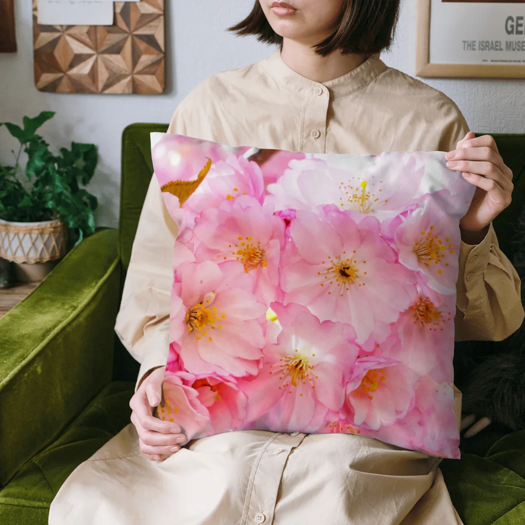 orange_honeyの桜56 Cushion