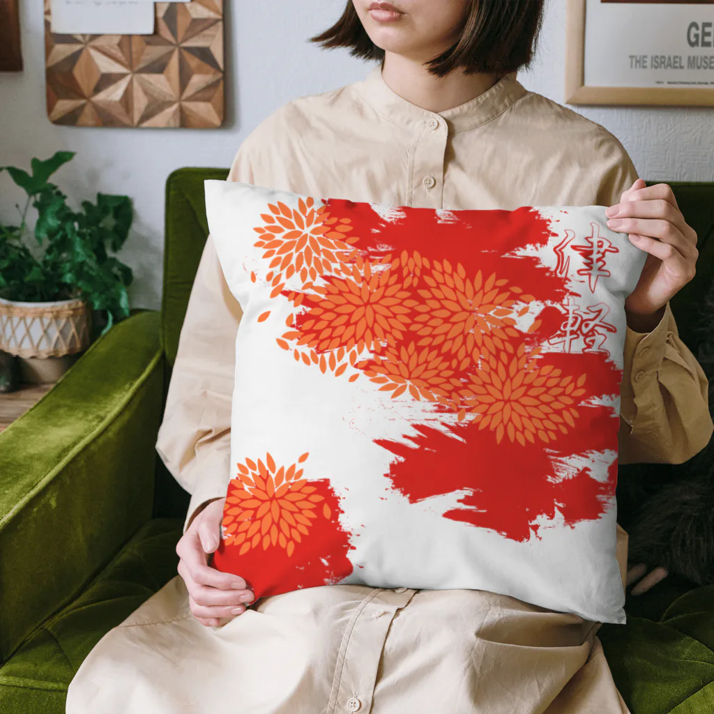 【松】黒金アートこぎん和紙和柄の紅津軽 Cushion