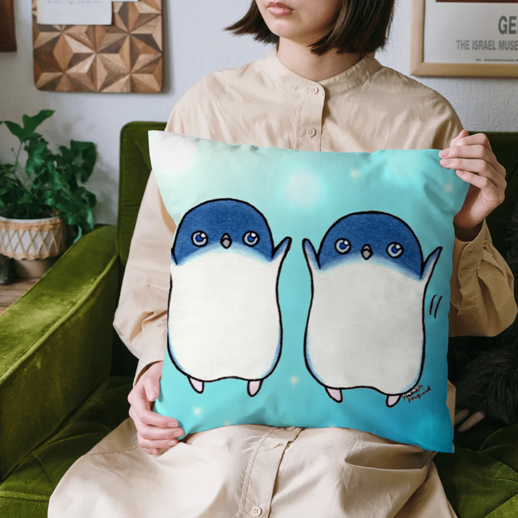 ヤママユ(ヤママユ・ペンギイナ)のふたごのフェアリーペンギン(kirakira) Cushion