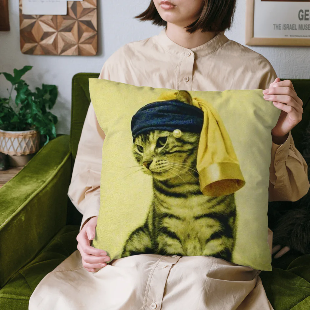 ぐうライショップの真珠の耳飾りの猫 Cushion