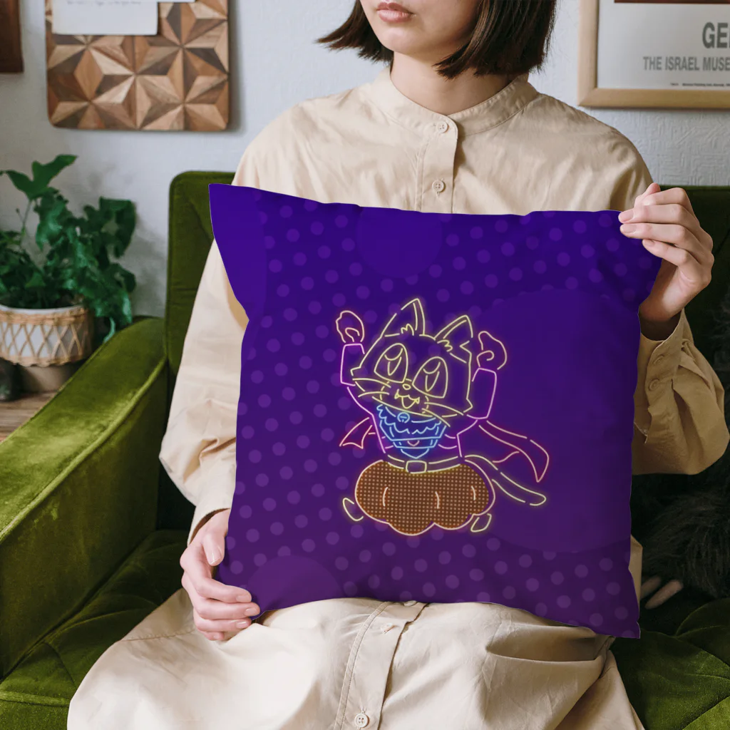 キャットＣのこうじょうけんがくのネオンキャットC（背景あり） Cushion