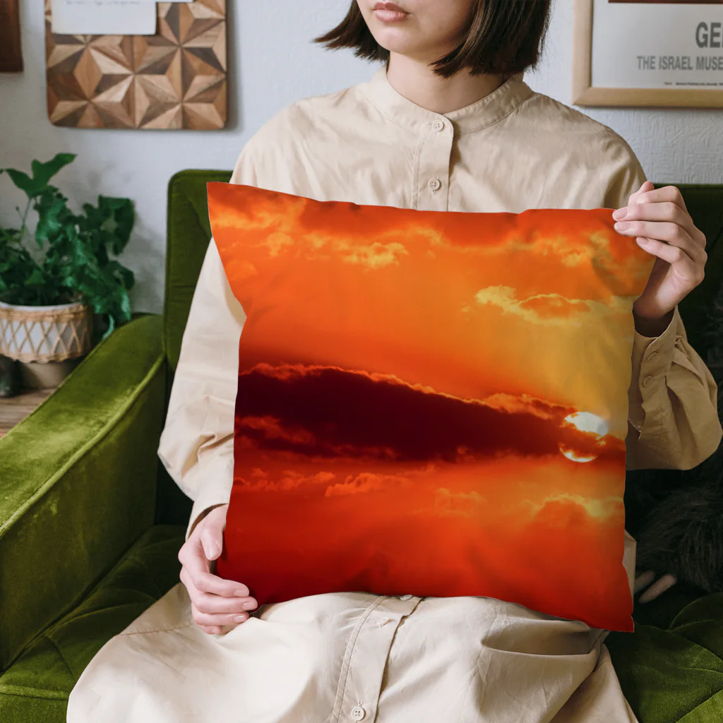 orange_honeyの夕焼け6 Cushion