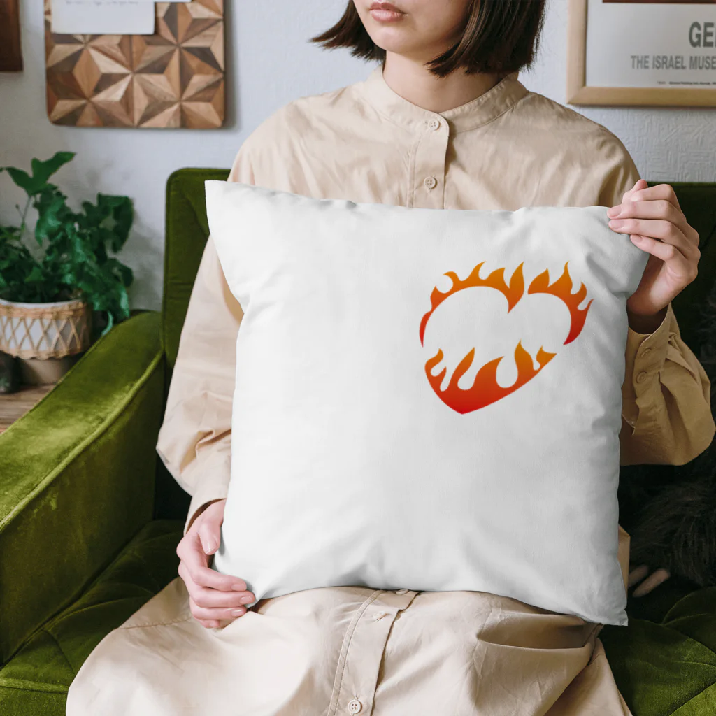 フォーヴァの情熱ハート Cushion