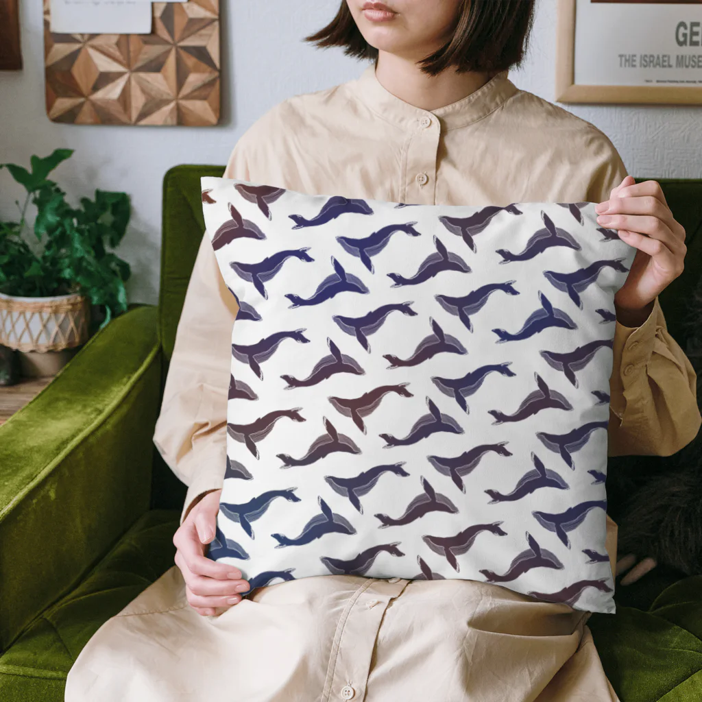 蟻山のクジラ模様 Autumn Cushion