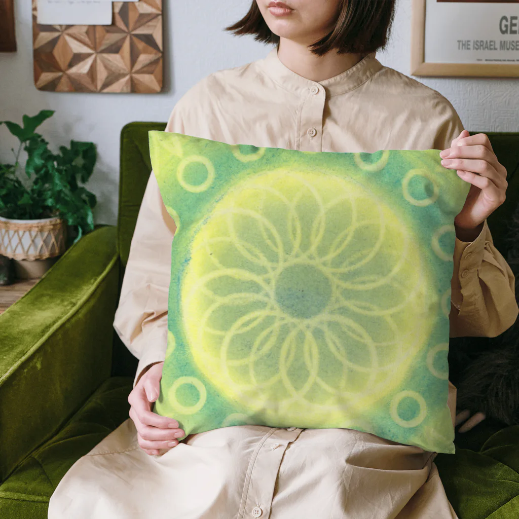 my pastel（いしはら　まさこ）の陽だまりの曼荼羅アートグッズ。 Cushion