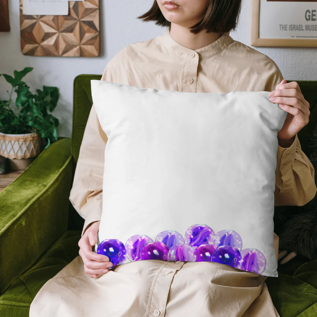 gokurakutyoukaの紫色のビー玉 Cushion