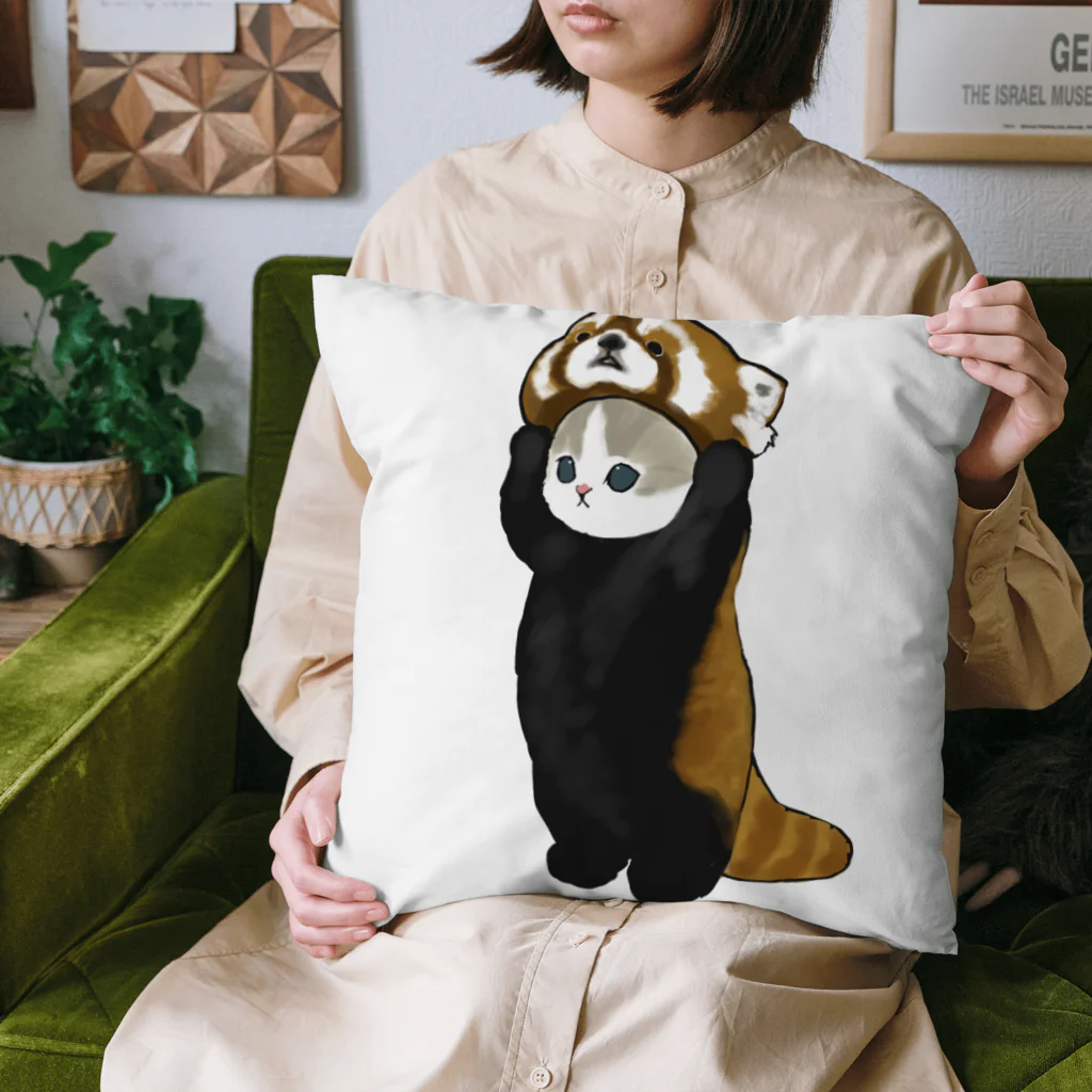 mofusandのねこかぶり（レッサーパンダ） Cushion