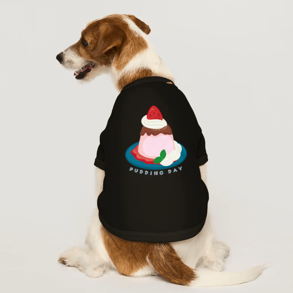 イラスト MONYAAT の毎月25日はプリンの日のプリン　イチゴプリン Dog T-shirt