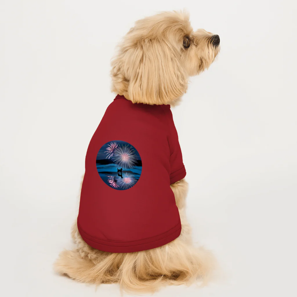 million-mindの犬だって花火鑑賞する Dog T-shirt