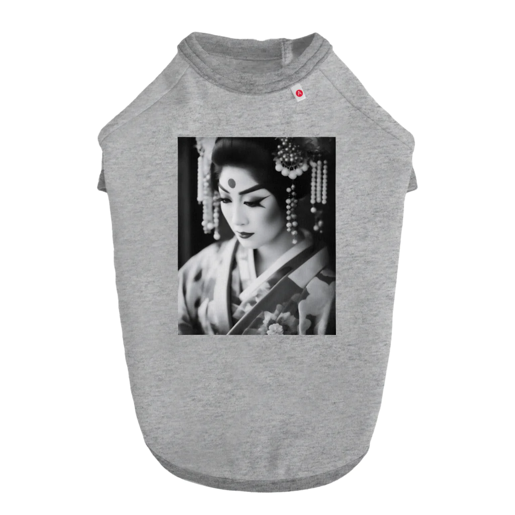 wawomotsuのJapanese Courtesan Bloom Tee ”Geisha” Dog T-shirt