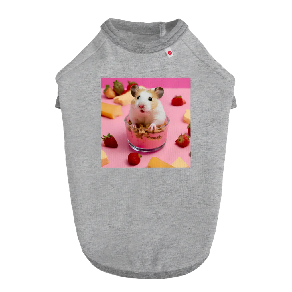 ham love shopのいちごパフェ☆ハムスター Dog T-shirt