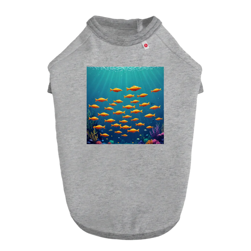takekoputaの海中を泳ぐ魚のひれ ドッグTシャツ
