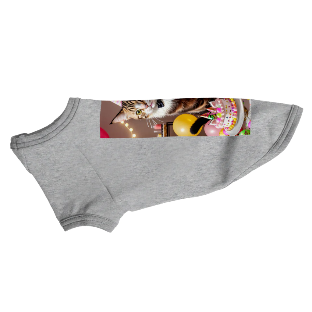 ukeroのパーティーキャット265 Dog T-shirt