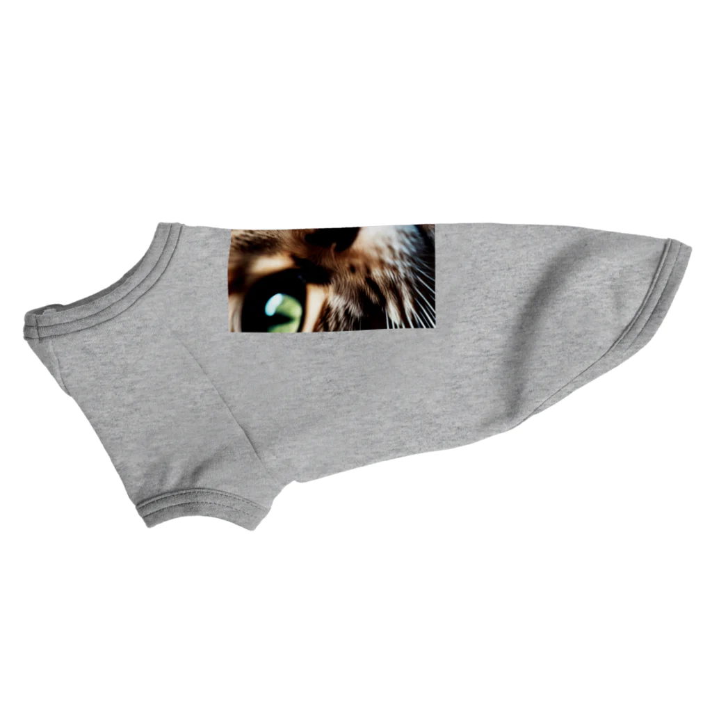 feliceのキャットフードの匂いに反応する猫 Dog T-shirt