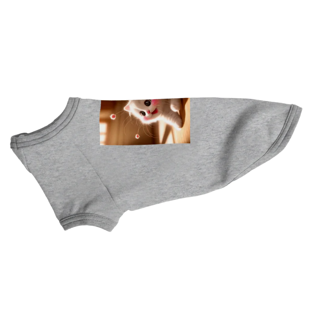 SAKUKOBAの頬紅をしたような可愛い子猫SAKUCAT Dog T-shirt