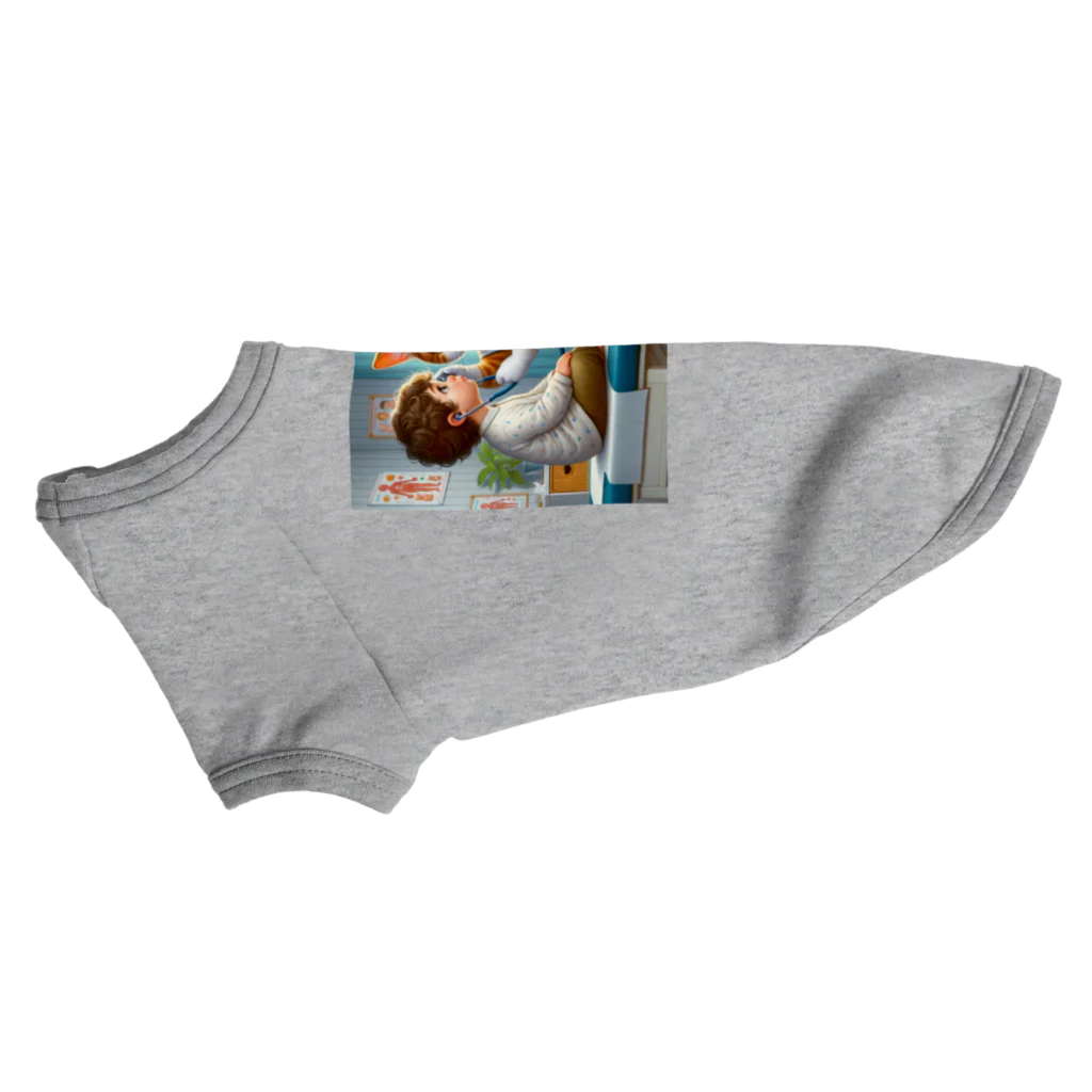 yanagi_mochiの人間の子供を検診する猫ナース ドッグTシャツ