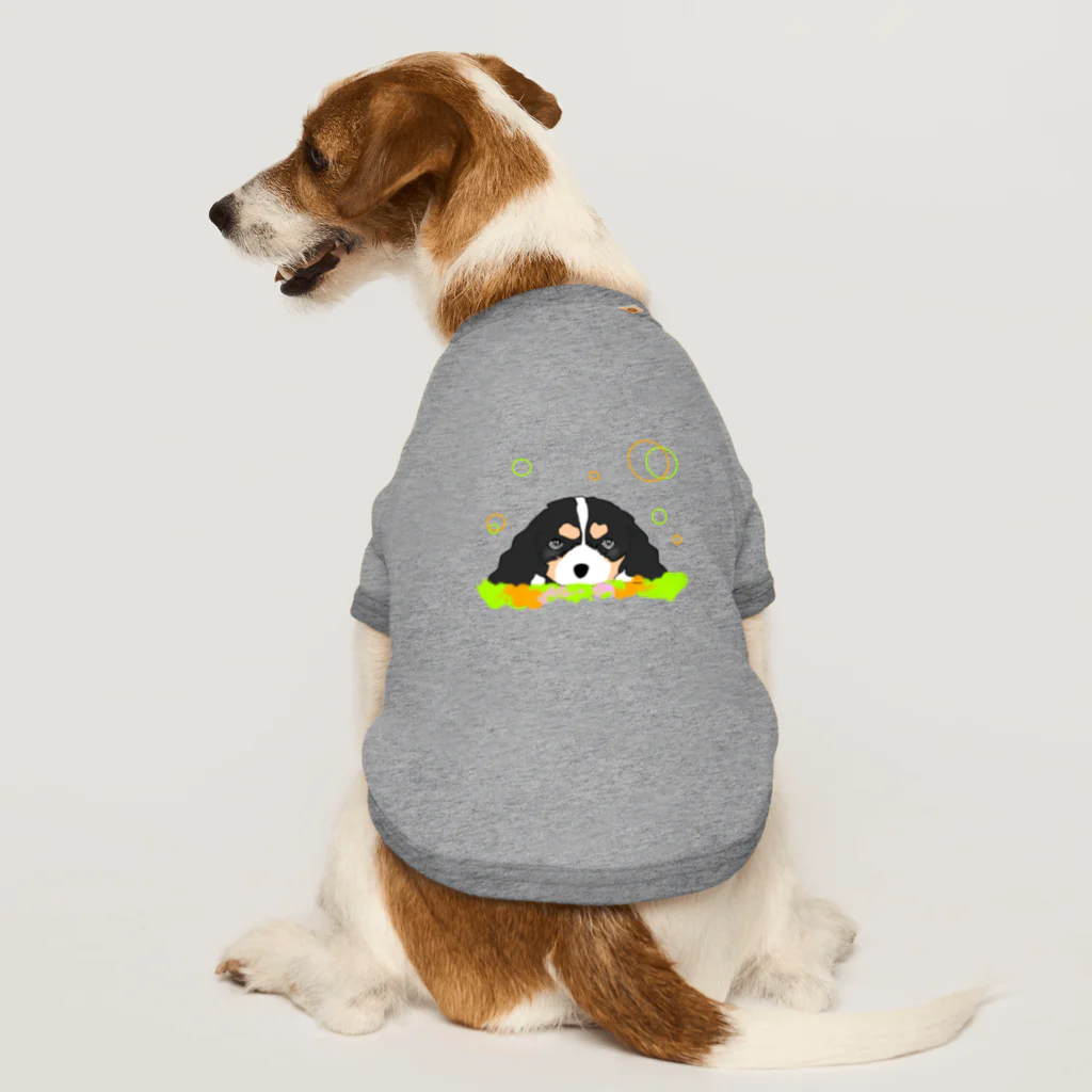 greetenのキャバリアトライカラー癒し犬 Dog T-shirt