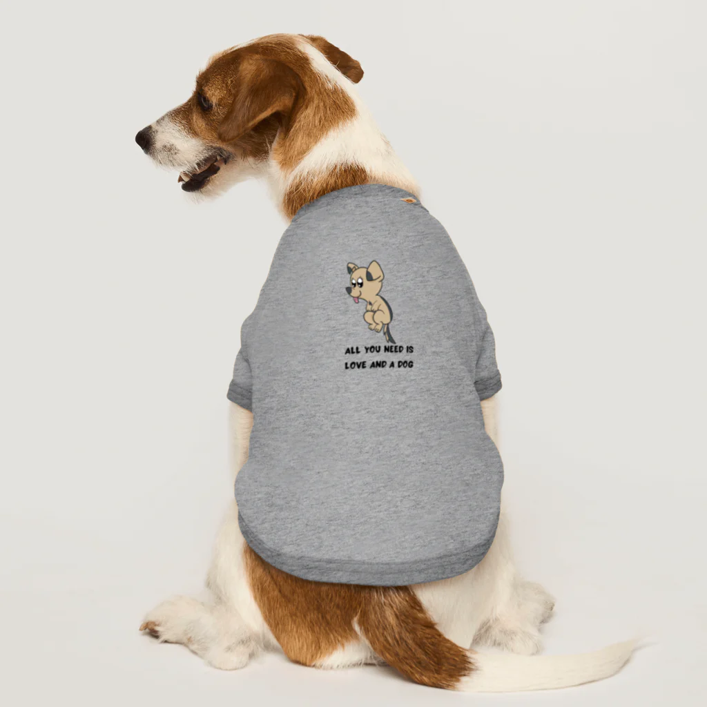 MU-SANのAll you need is Love a Dog Dog T-shirt