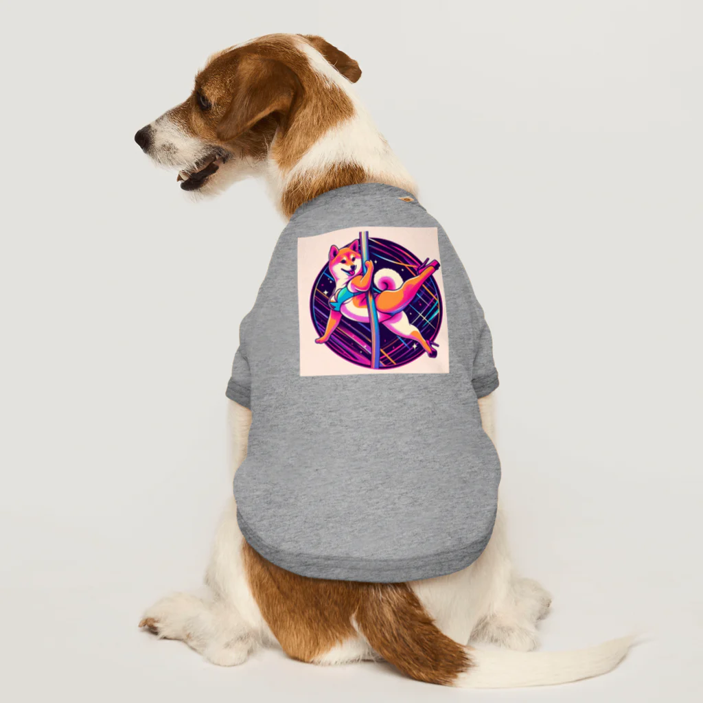 TokyoKimchiのポールダンス踊る柴犬ウニ Dog T-shirt