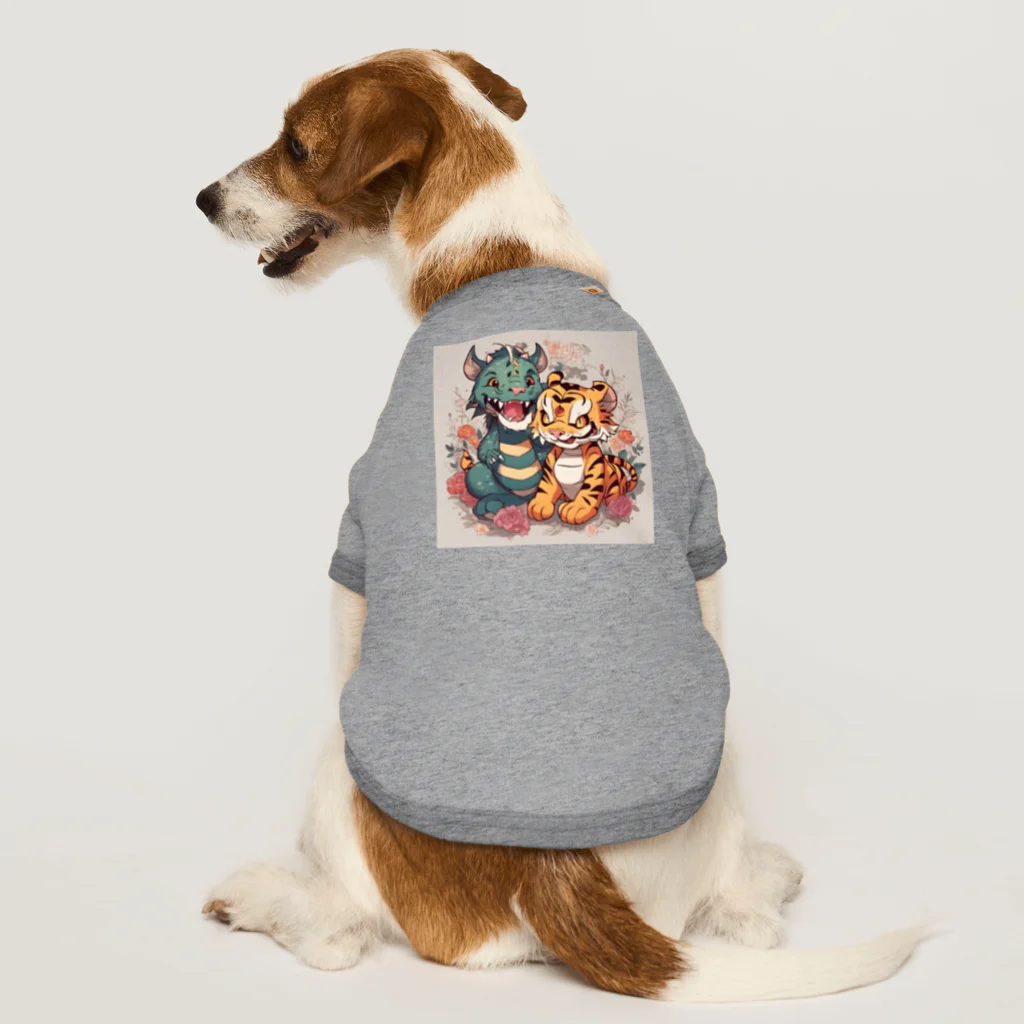 enryuu'sCLUBのPrettywithタイガー＆ドラゴン Dog T-shirt