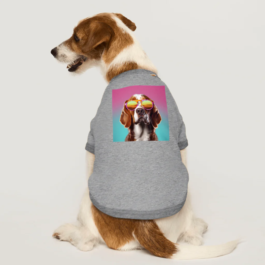 AQUAMETAVERSEのサングラスをかけた、かわいい犬 Marsa 106 Dog T-shirt